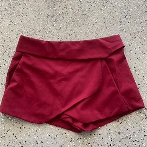 Forever 21 Size Small Red skort